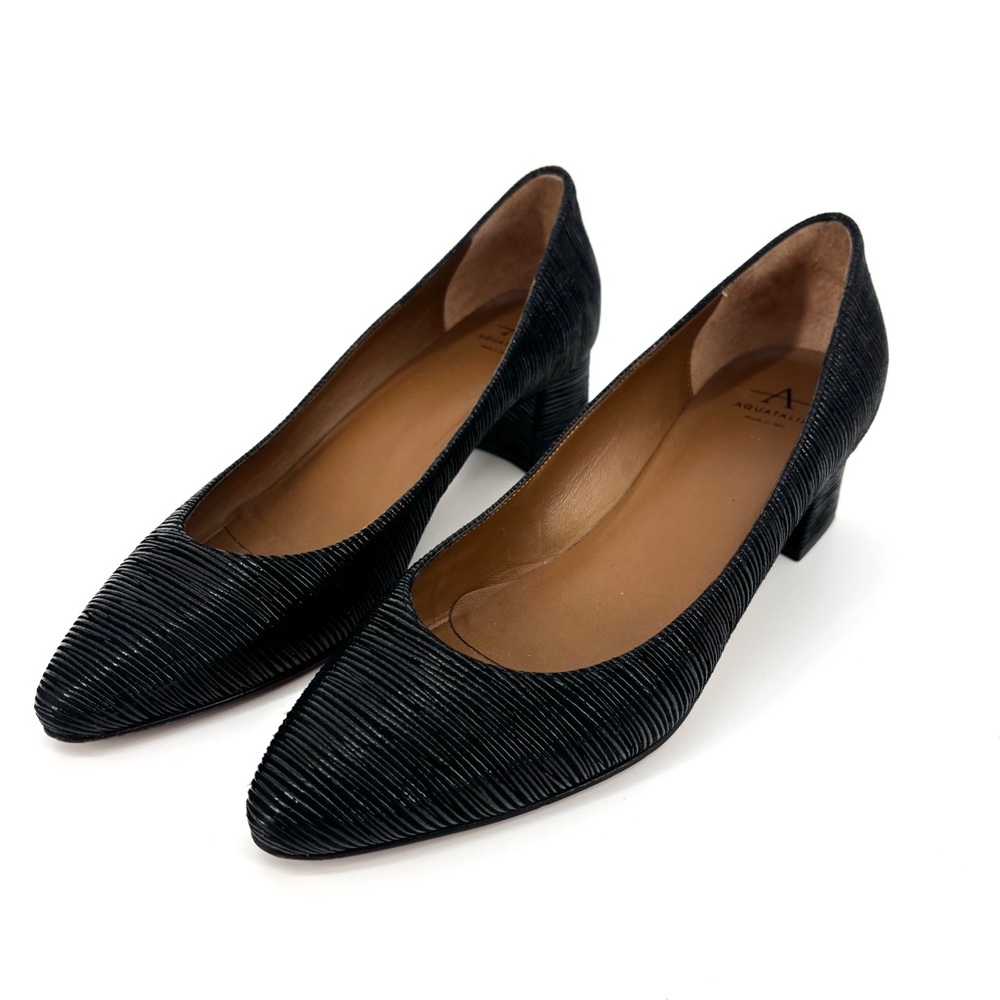Aquatalia Pasha‎ Textured Weatherproof Pointed Toe Pump